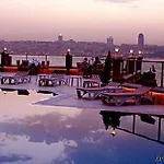Sozbir Royal