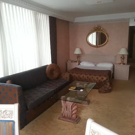 Hotel Sozbir Royal